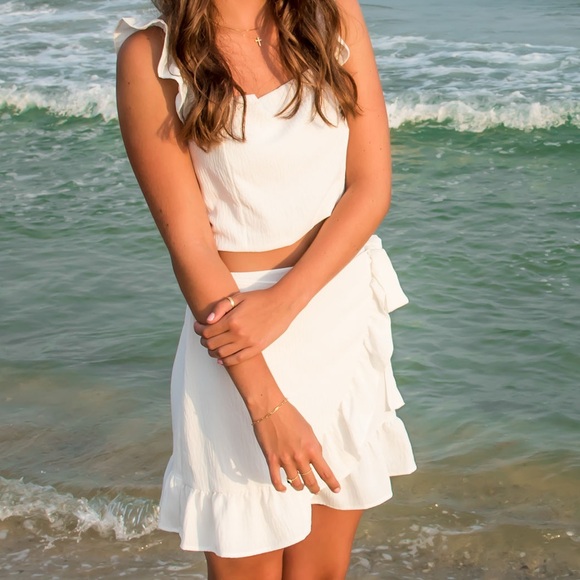 Blue Blush Cream Ruffle Two-Piece Set - Picture 3 of 3